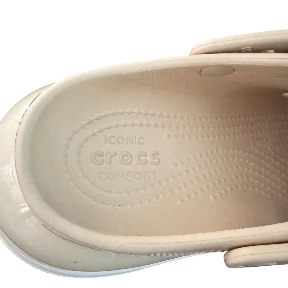 Crocs Classic Mega Crush Clogs Shitake With Accessories, Size M8/W10 WORN ONCE - Picture 9 of 10